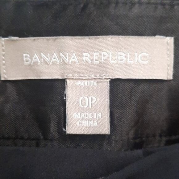 Banana Republic Black Sheer Lined Pleated Skater Shirt Size 0P - Picture 3 of 4